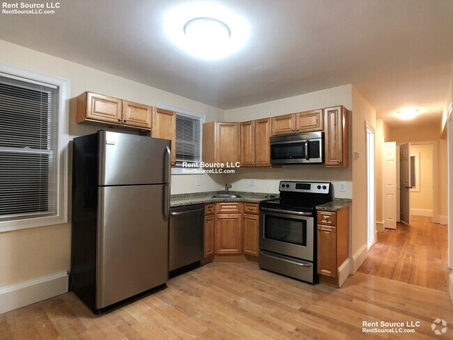 Building Photo - 6-8 Nashua St. Unit 2