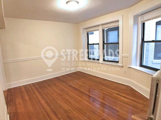 Building Photo - 2 bedroom in Cambridge MA 02139