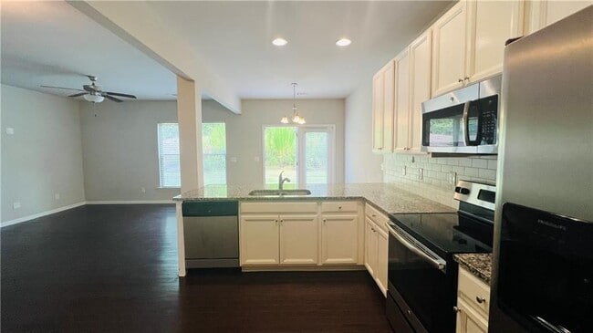 Foto del edificio - 256 Highland Pointe Cir E