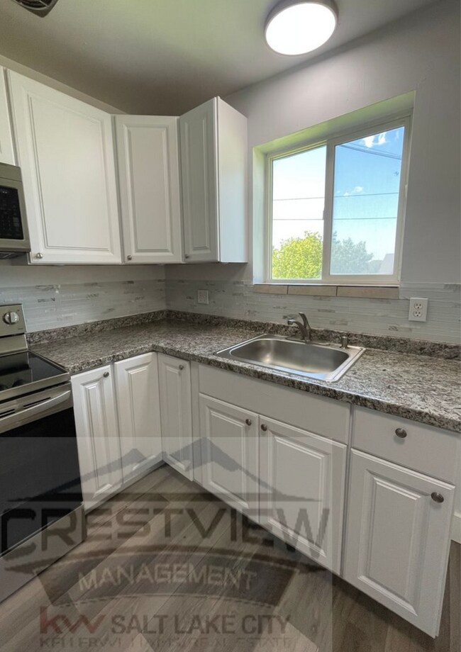 Foto del edificio - Roy Duplex