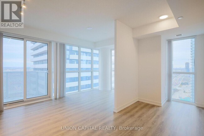 Photo du bâtiment - 195 Commerce St