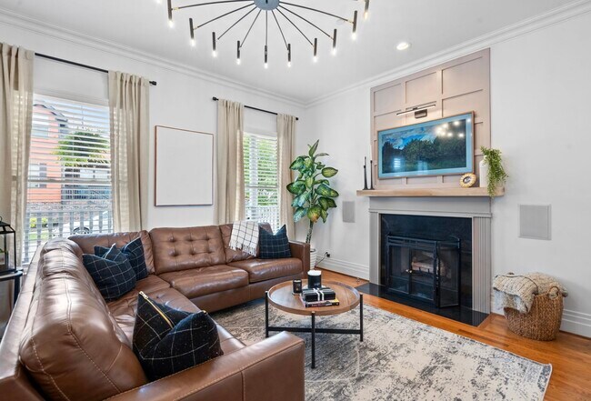 Foto del edificio - 315 Augusta Ave