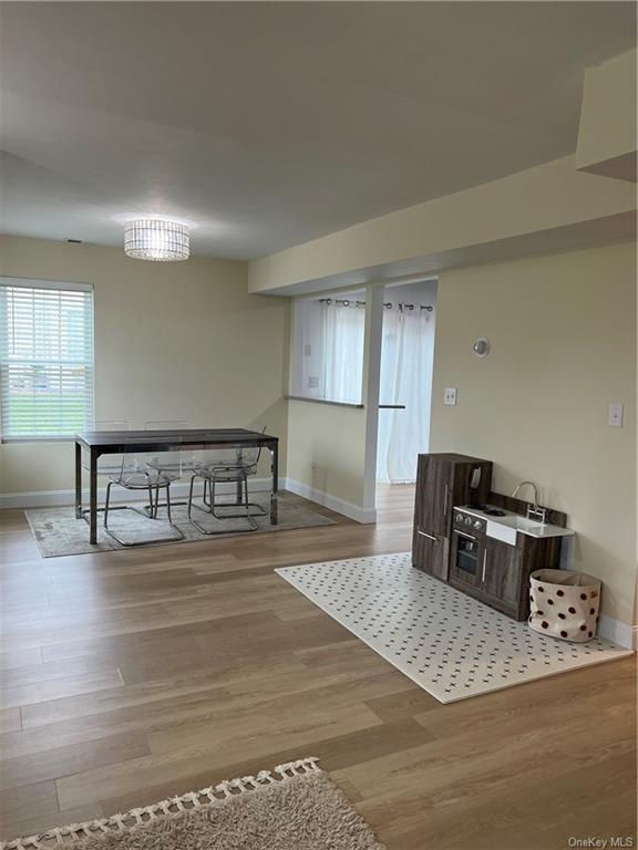 Foto del edificio - 3616 Whispering Hills Dr