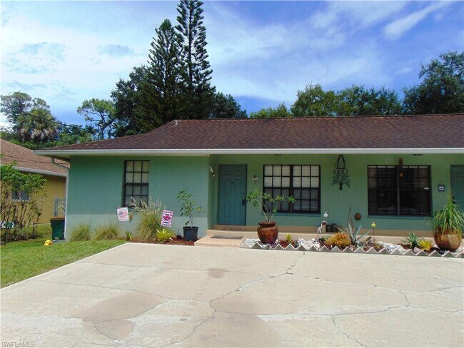 Foto del edificio - 2897 Gordon St