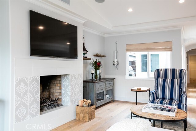 Foto del edificio - 617 Begonia Ave