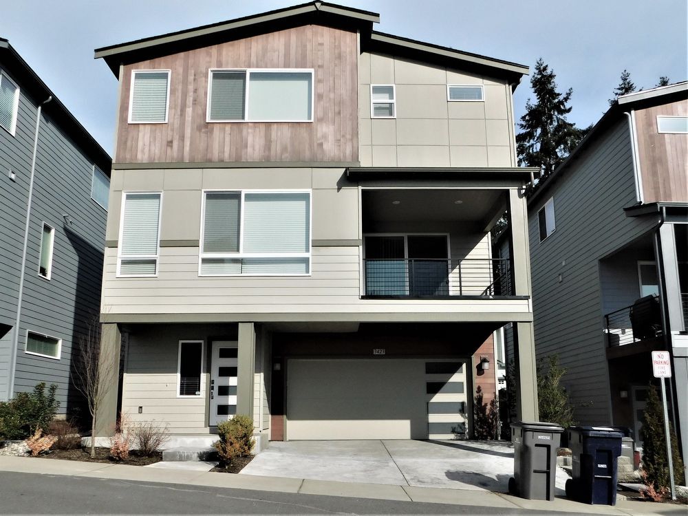 Foto principal - Brand New Picnic Point Home