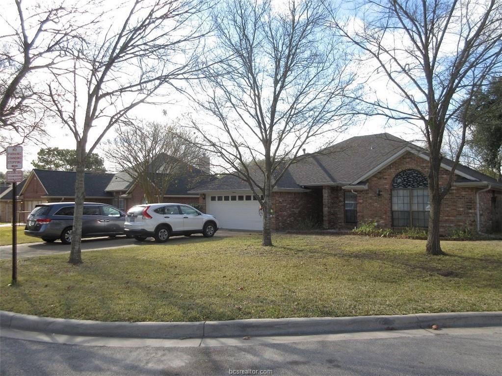 Primary Photo - 3404 Regal Row Ct
