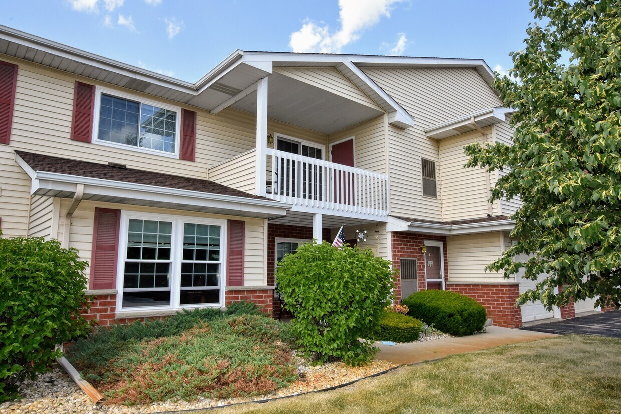 24931 87th St Unit 6, Salem, WI 53168 Condo for Rent in Salem, WI