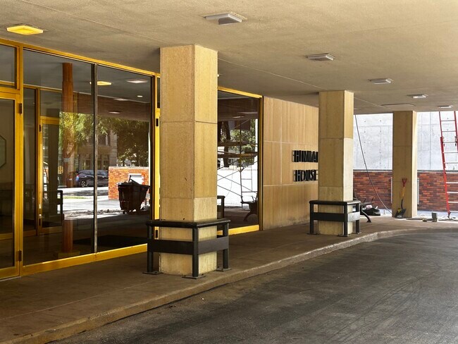 Foto del edificio - 1516 Hinman Ave