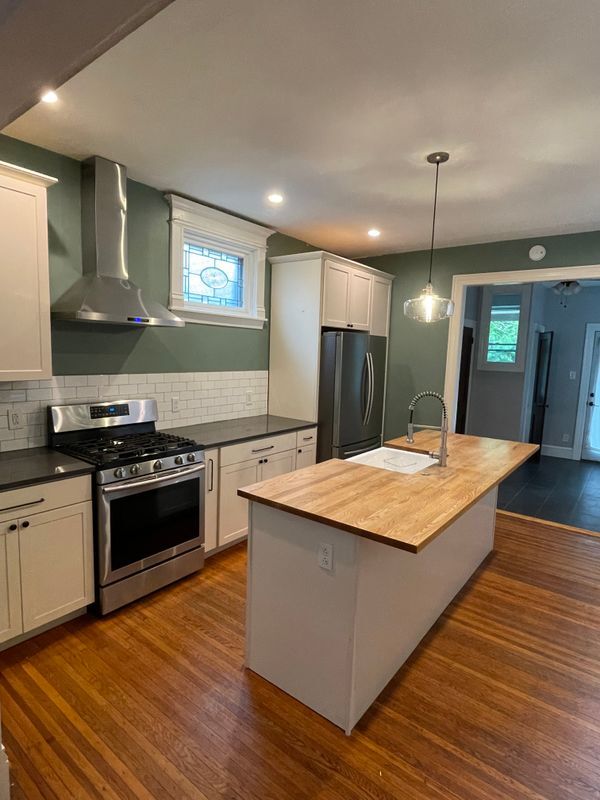 Foto del edificio - 5853 Ashland Ave