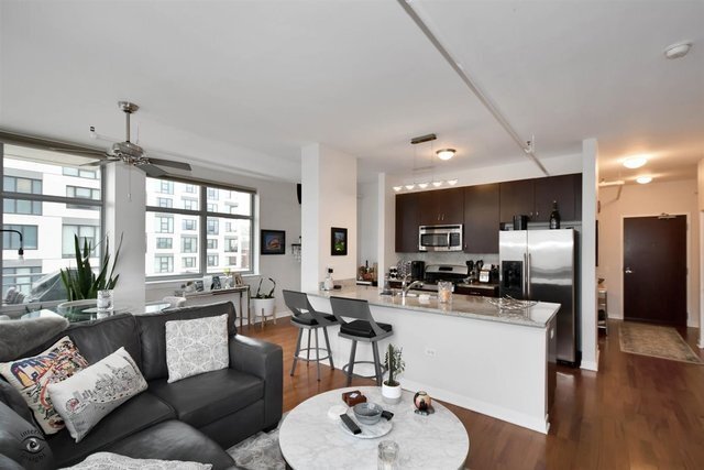 Foto principal - 511 W Division St