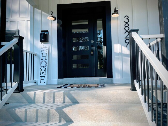 Foto del edificio - 3829 Taft Ave