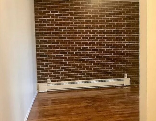 Foto del edificio - 515 Throop Ave