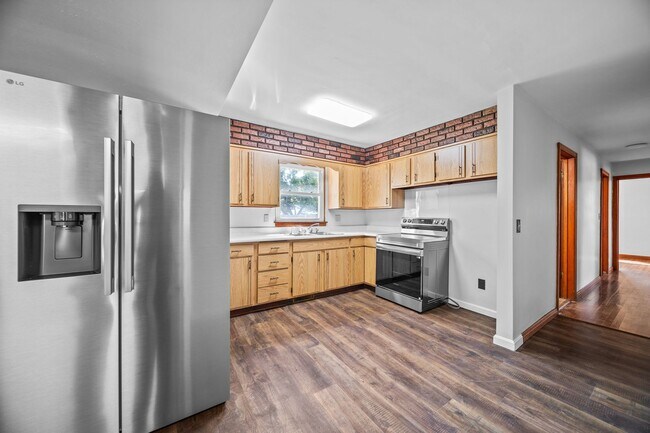 Building Photo - Nice One Story Home by Bayfront Connector ...