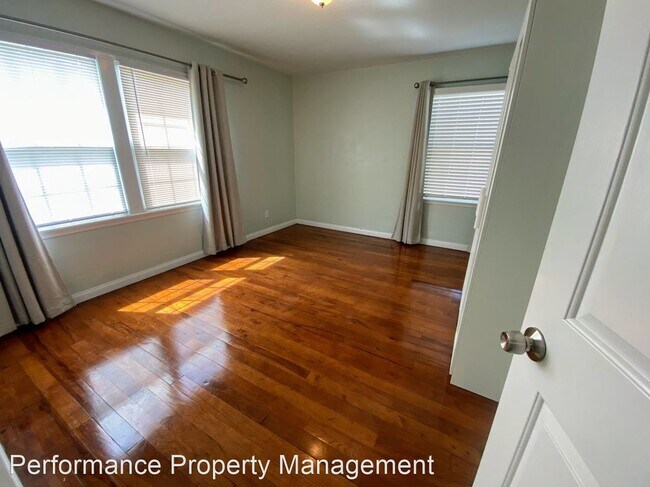 Building Photo - 3 br, 1 bath House - 3141 Linden Ave.