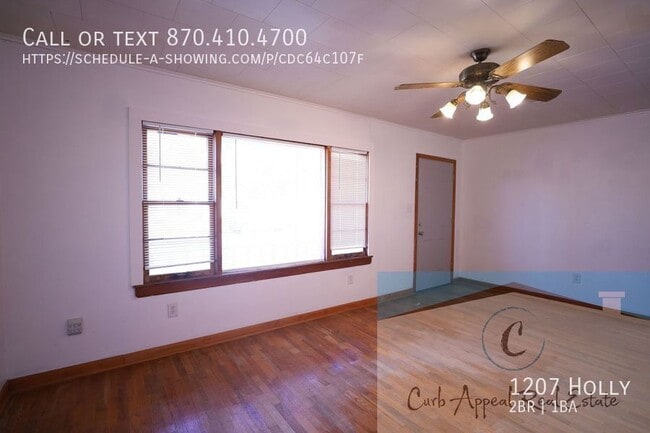 Building Photo - 1207 Holly-