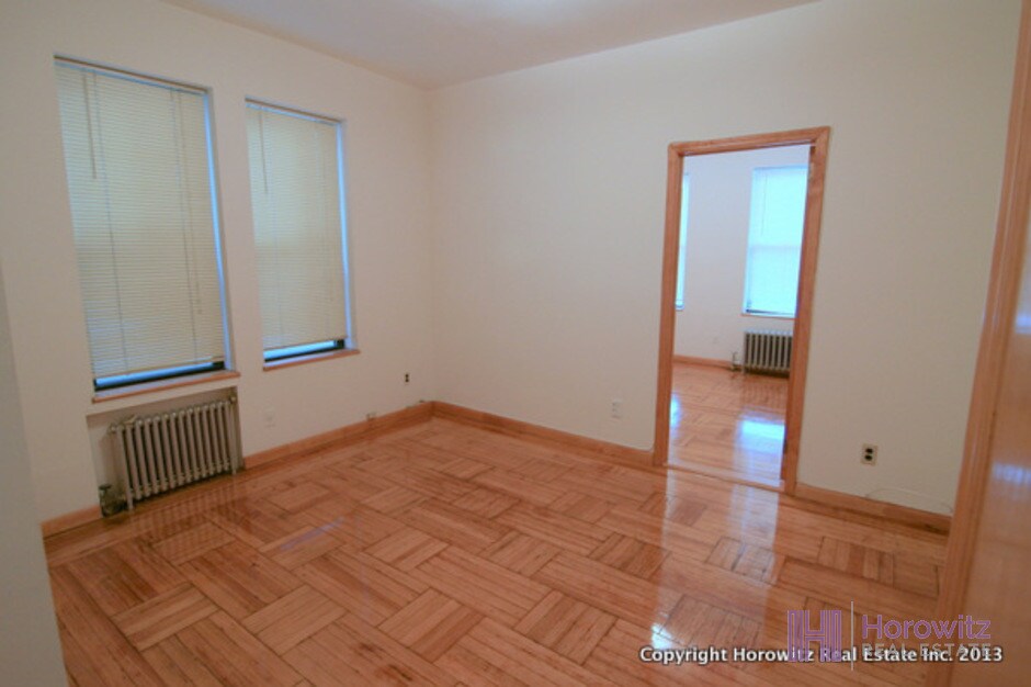 Primary Photo - 3068 47th St