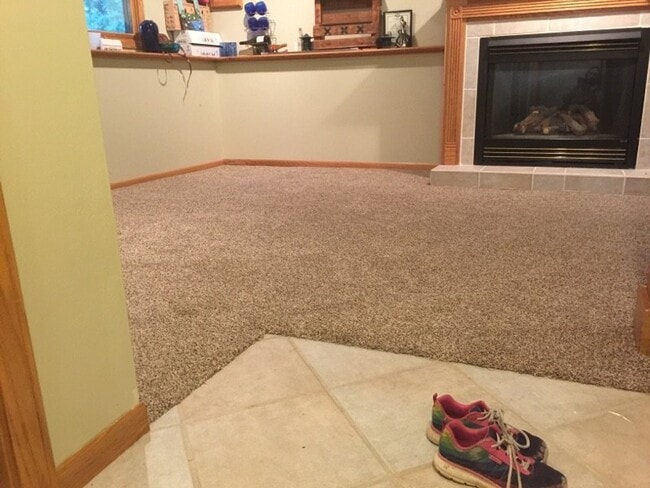 Down stairs family room - 5596 Amblewood Dr NE