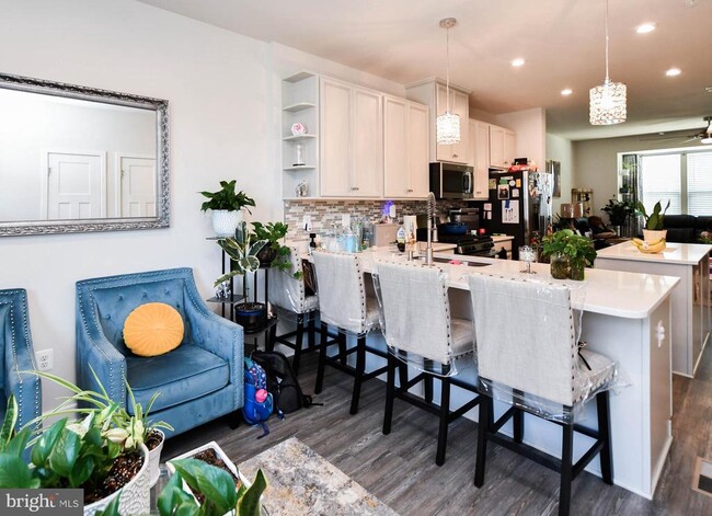 Foto del edificio - 7205 Sprouse Ct