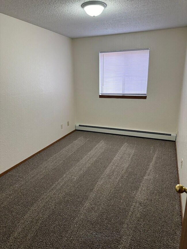 Foto del edificio - Four Bedroom Apartment