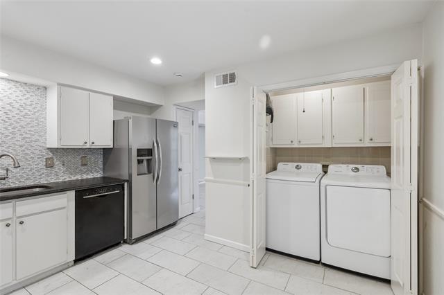 Foto del edificio - 7518 Woodthrush Dr