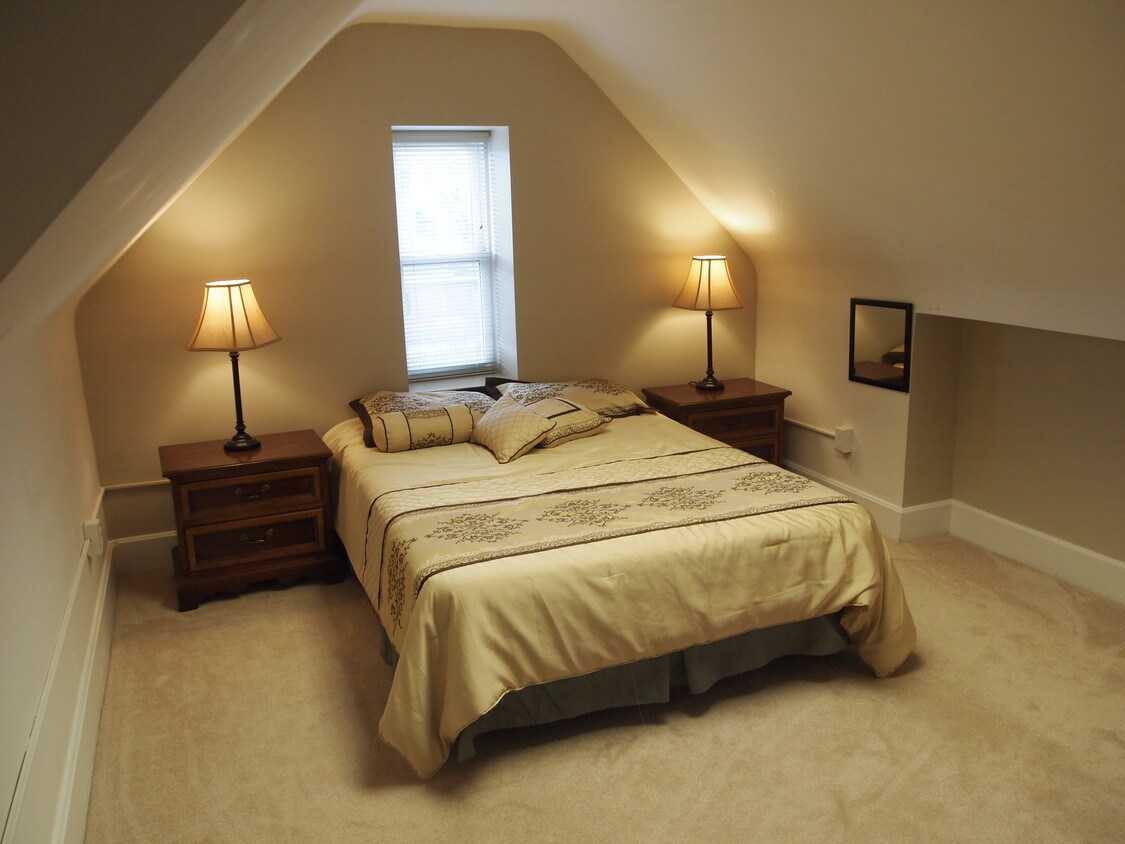 Habitación - 425 W Pittsburgh St
