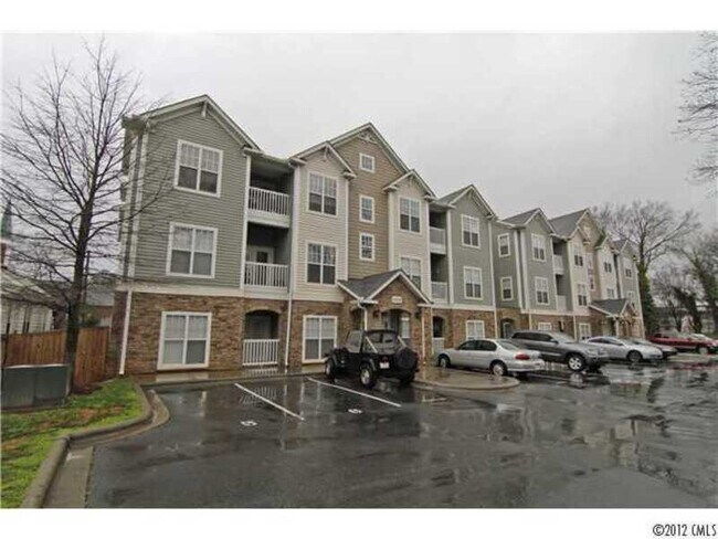Foto del edificio - 1284 Duncan Gardens Dr
