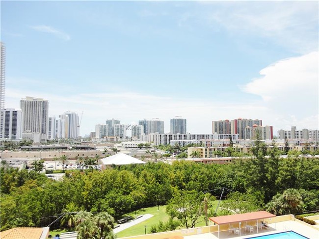 Foto del edificio - 210-174 174th St
