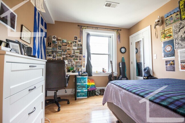 Foto del edificio - 30-40 Linden St