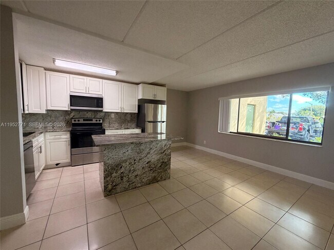 Foto del edificio - 105 Meadows Cir