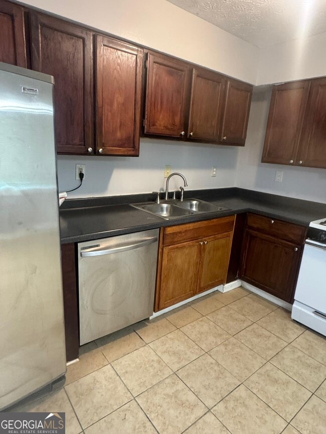 Building Photo - 3904 Conley Downs Ln