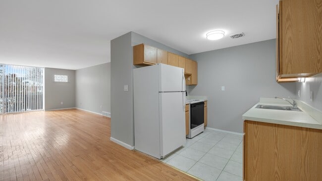 Building Photo - Galpin Apartments