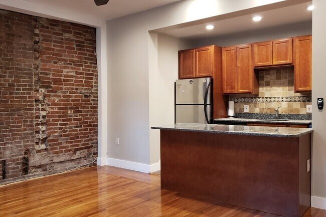 Foto del edificio - 282 Newbury St