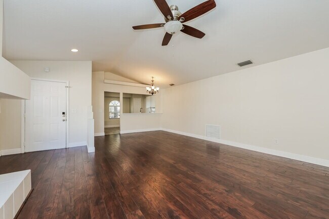 Foto del edificio - 538 Beth Ann St