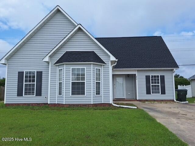 Building Photo - 904 Penncross Dr