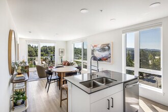 Broadstone Savoie apartments — community photo - Broadstone Savoie