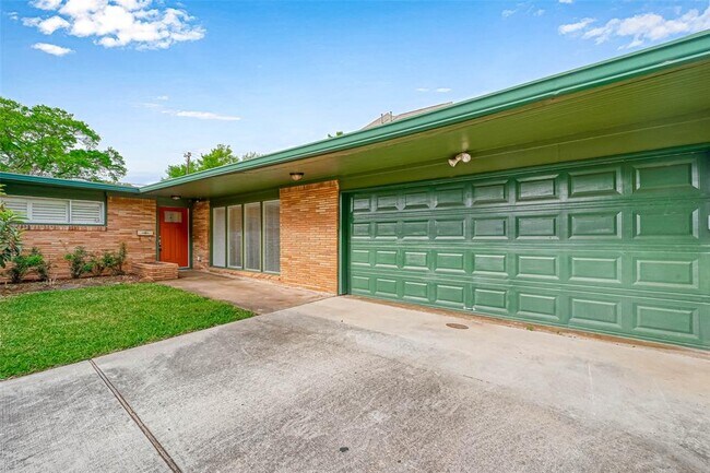 Foto del edificio - 4719 Imogene St