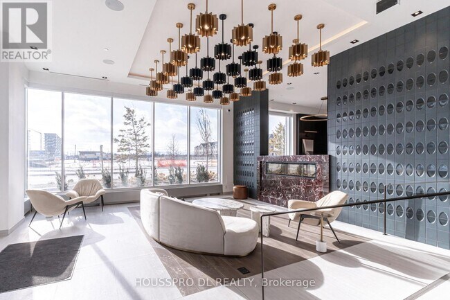 Photo du bâtiment - 412 Silver Maple Rd