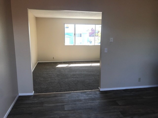 Building Photo - 5536 W Bailiff Dr