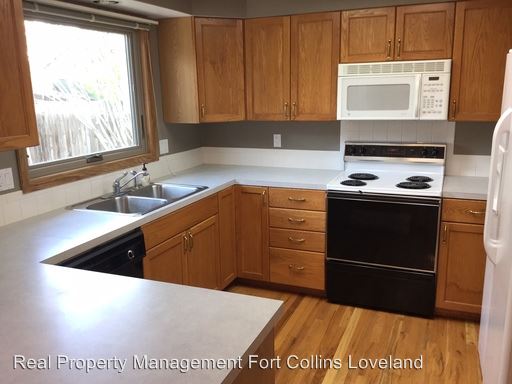 Building Photo - 2074 Wimbleton Dr