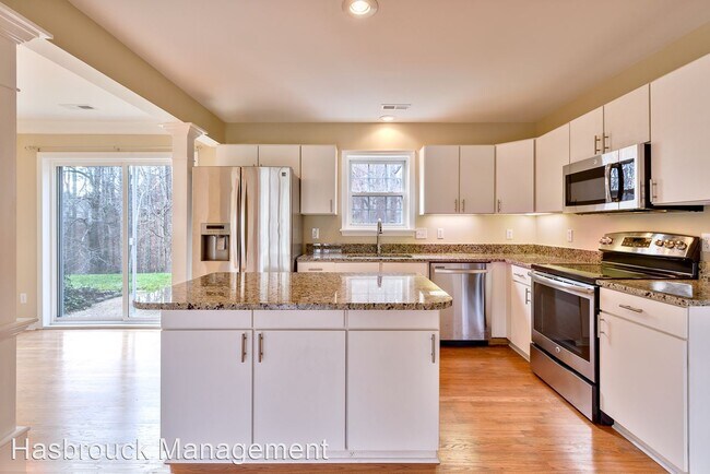 Foto del edificio - 4 br, 2 bath House - 951 Devon Spring Court