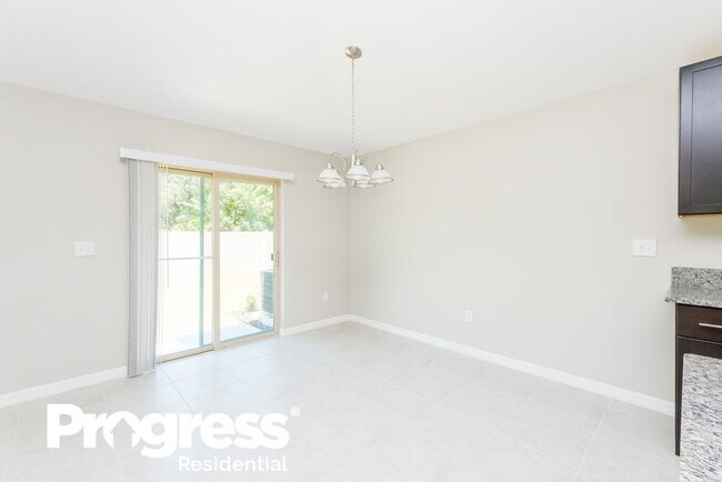 Building Photo - 5418 Amaryllis Garden St