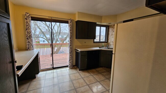 Cocina - 415 Echo Ln