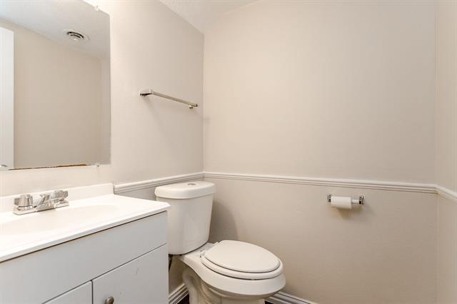 Building Photo - 9808 Valley Meadow Pl