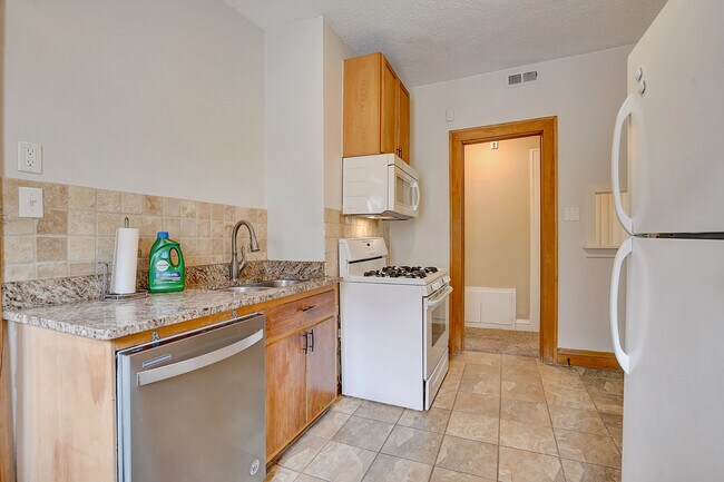 Foto del edificio - 3321 Emerson Ave S