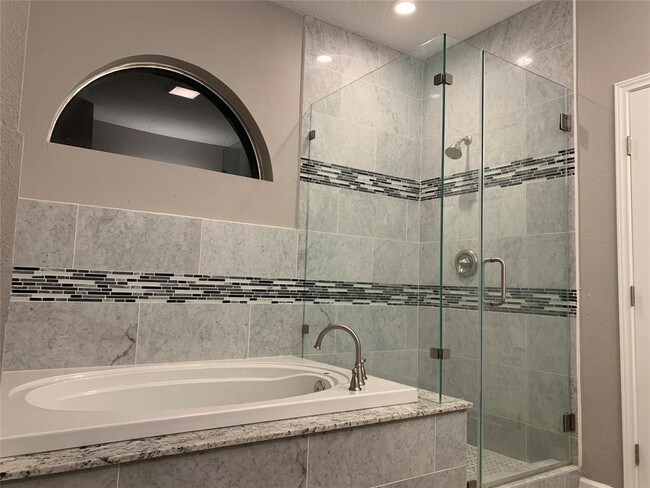 Foto del edificio - 20814 Medallion Pointe Dr