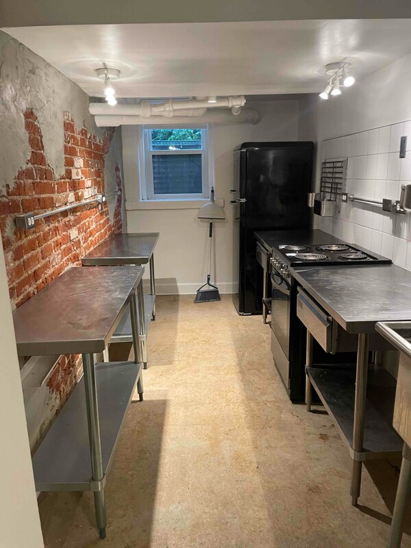 Photo - 1568 Vine St Apartment