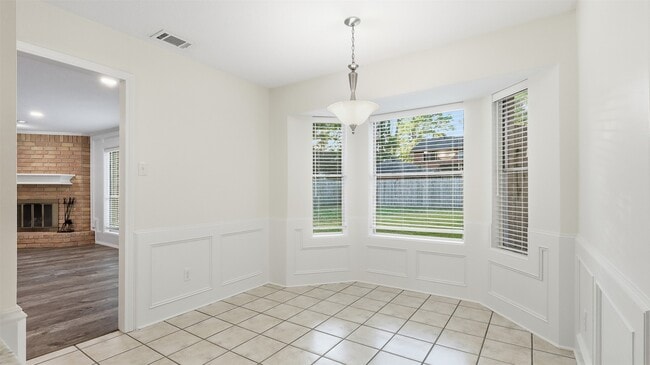 Building Photo - 2715 Wild Ridge Dr