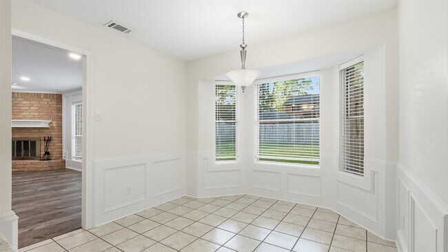 Foto del edificio - 2715 Wild Ridge Dr