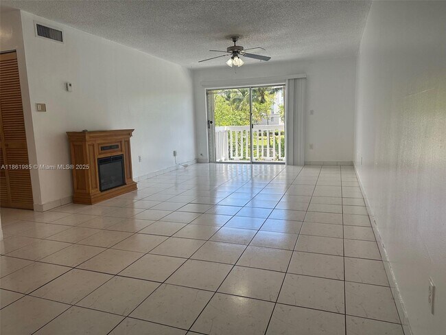 Foto del edificio - 1801 NE 140th St